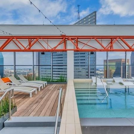 26Th Fl Bold Cozysuites With Pool, Gym دالاس المظهر الخارجي الصورة
