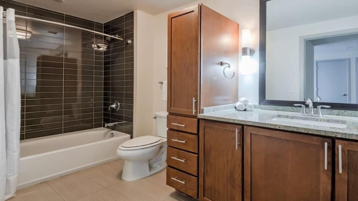 26Th Fl Bold Cozysuites With Pool, Gym دالاس المظهر الخارجي الصورة